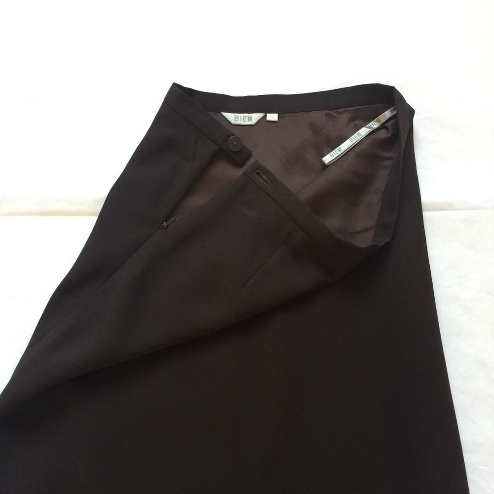 Formal Asymmetric Skirt - Picture 4 of 4